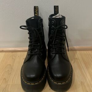 DR. MARTENS JADON III BOOT PISA LEATHER PLATFORMS WOMEN’S 7 - BLACK